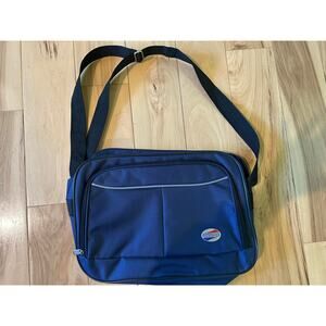 American Tourister Carry-on Travel Shoulder Bag Navy Overnight Luggage Tote NWOT